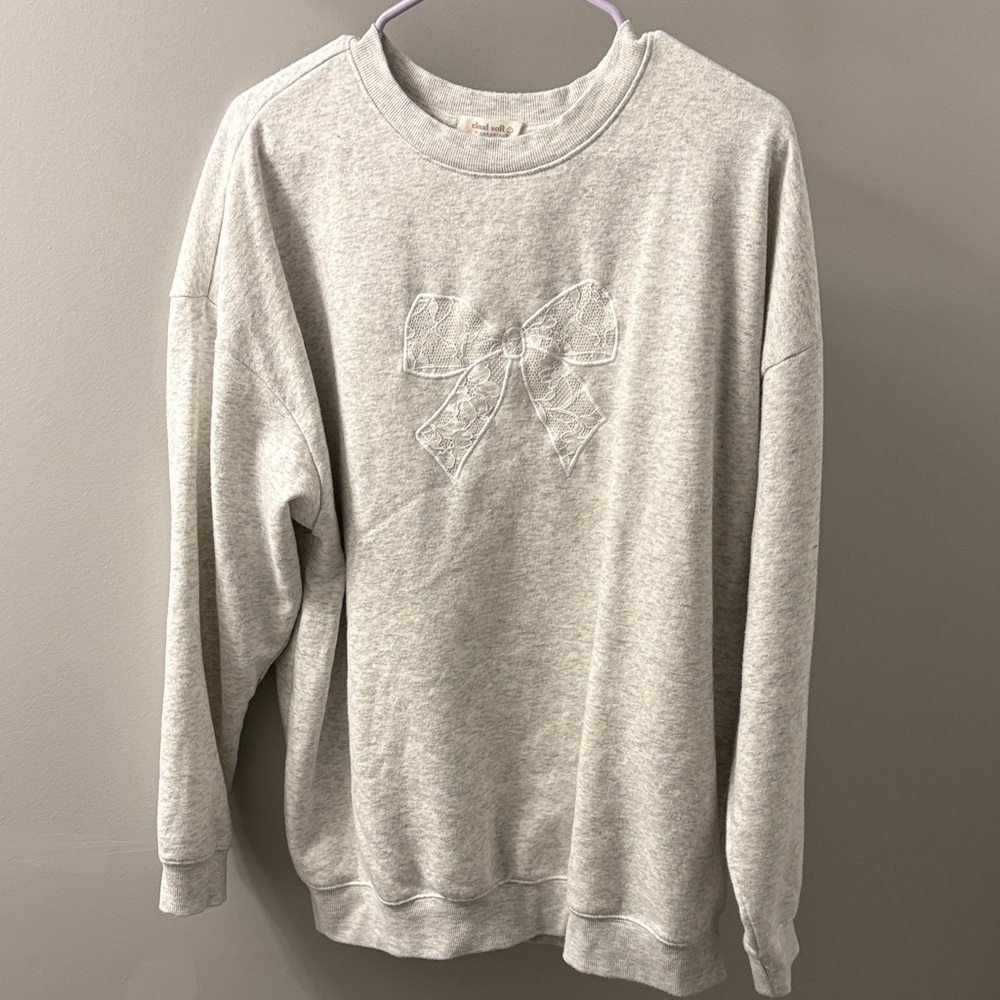 Aeropostale Light Gray Crewneck Sweater with Bow
